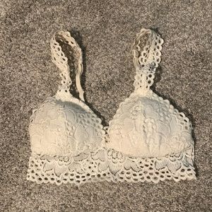 Aerie American Eagle padded bra bralette adjustable straps. White/cream Small